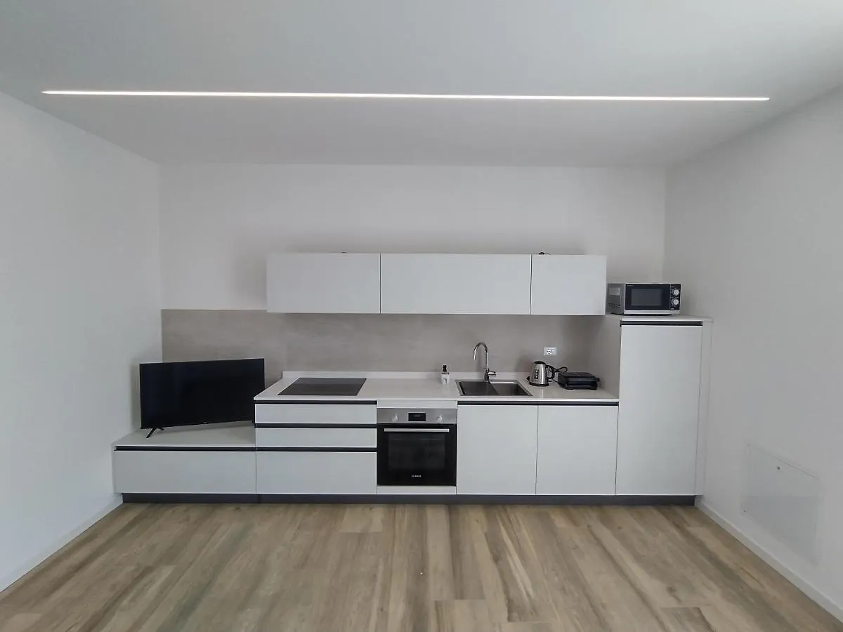 La Rondinella Apartments Bardolino 0*,