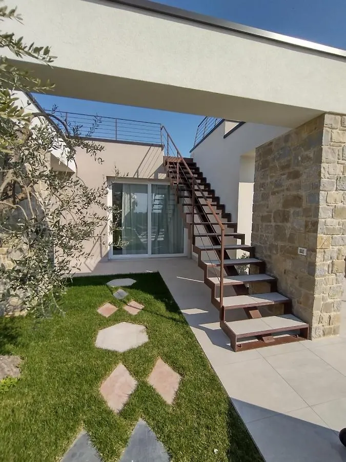 Holiday home La Rondinella Apartments Bardolino